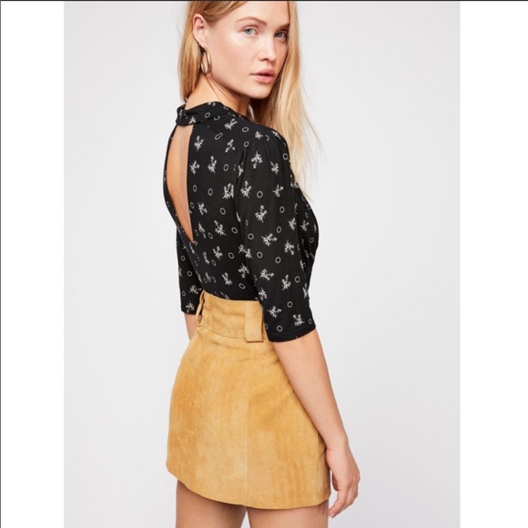 🔥FREE PEOPLE🔥Soraya Printed Top Cut-Out Back XS NWT - Picture 4 of 9